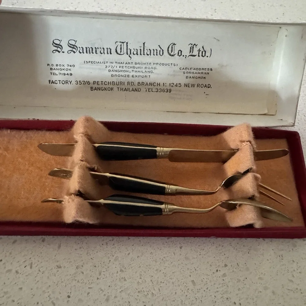 VINTAGE S. Samran Thailand Co BRASS/BRONZE FLATWARE MADE IN THAILAND 65 pieces